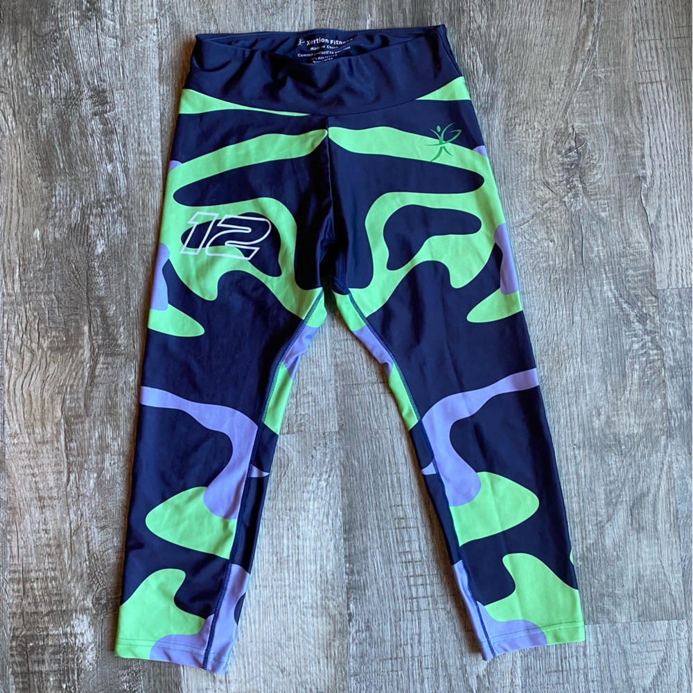 Women’s Seahawks “12” Leggings Cropped Size Small